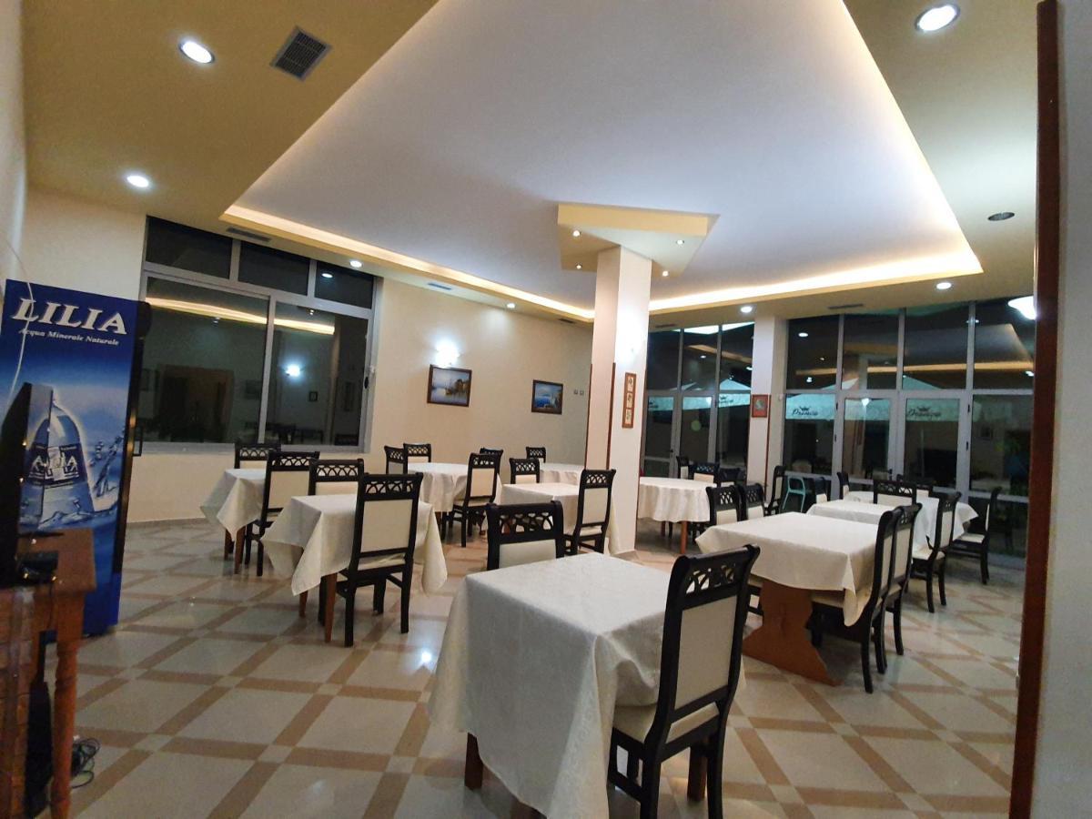 Risus Hotel Golem (Tirana) Exterior foto