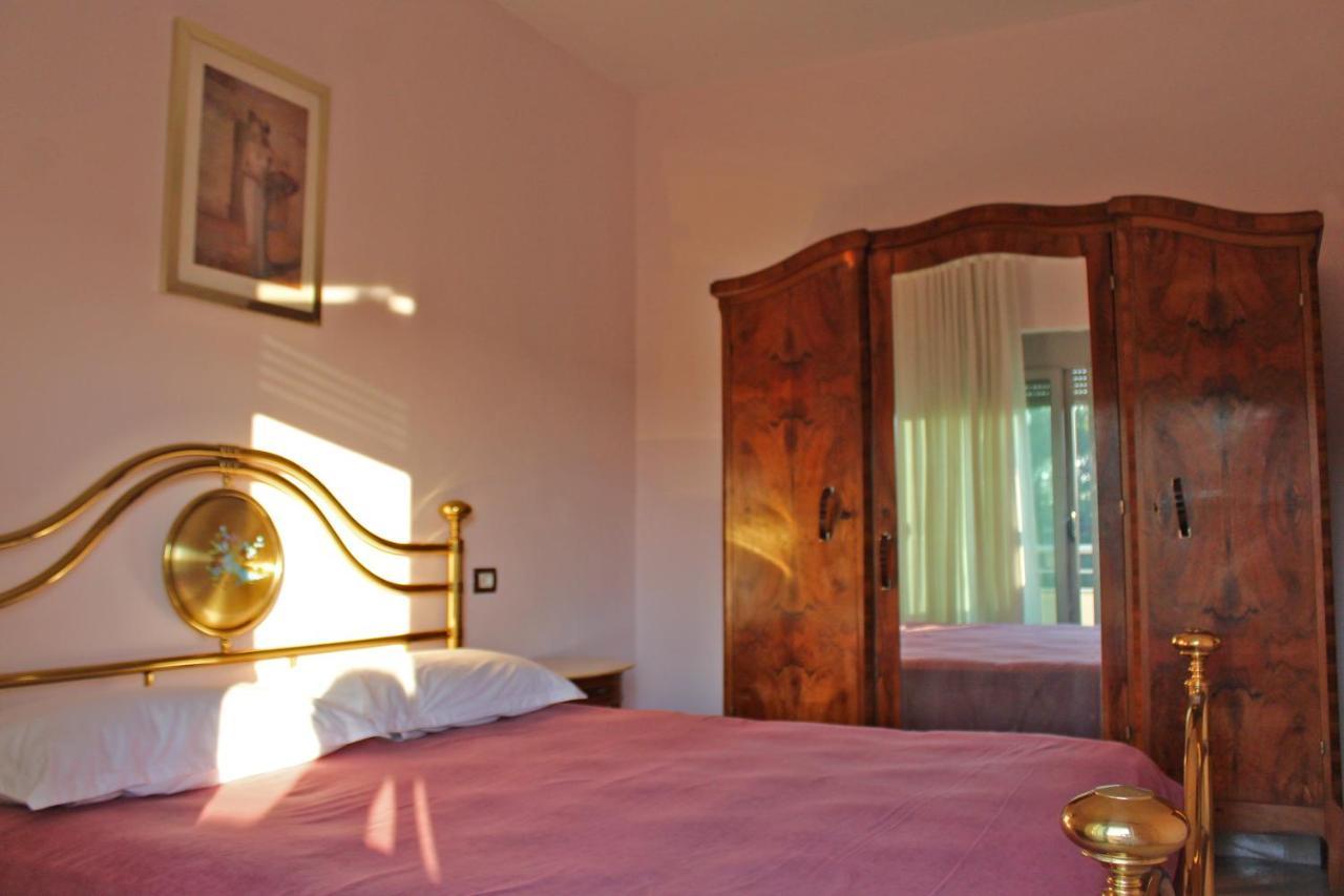Risus Hotel Golem (Tirana) Exterior foto